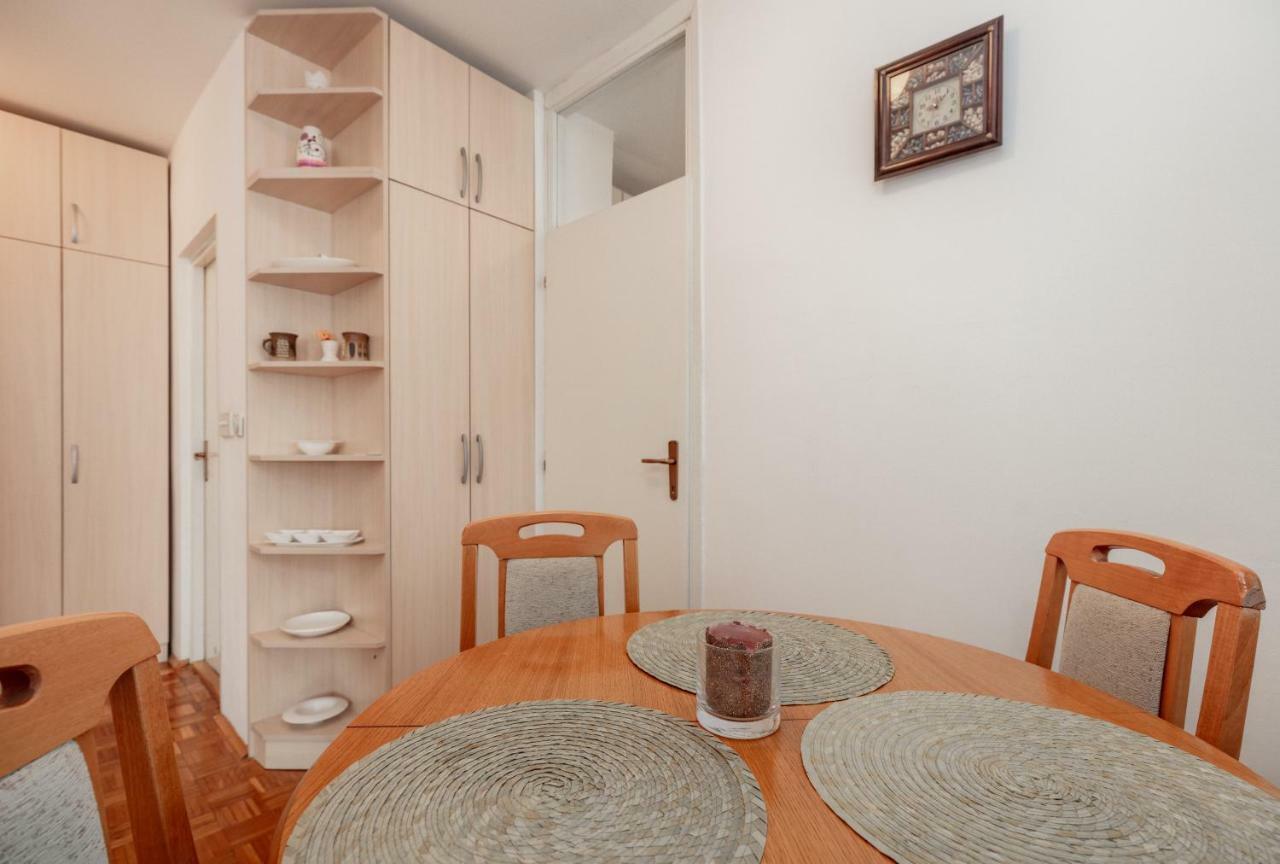 Apartment Gloria Belgrad Exteriör bild